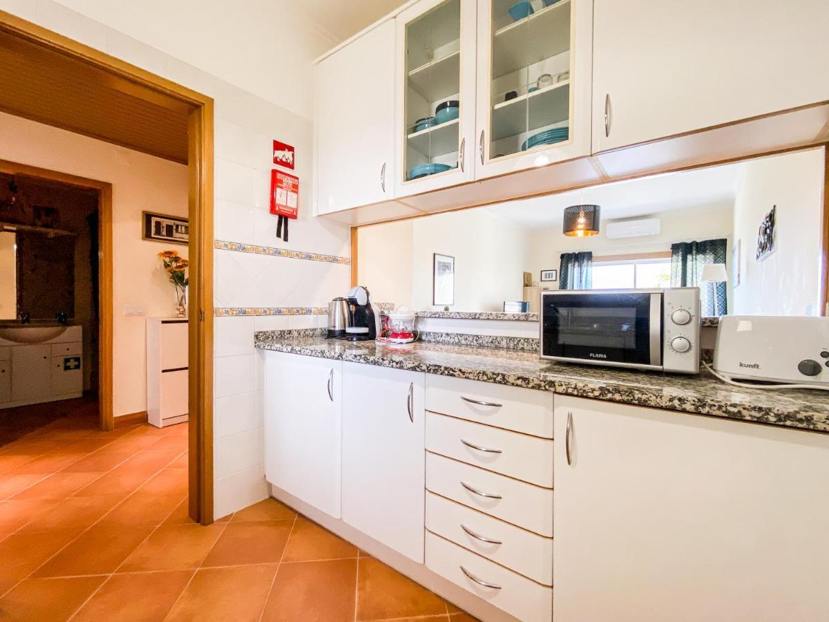 Sea View Apartment By Beach & Marina #1869 Lagos Exteriör bild