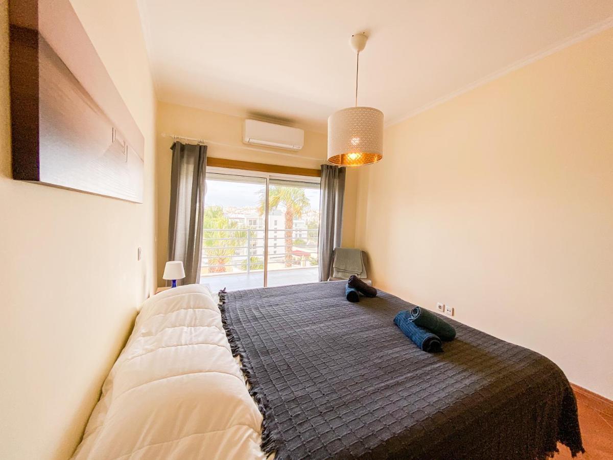 Sea View Apartment By Beach & Marina #1869 Lagos Exteriör bild