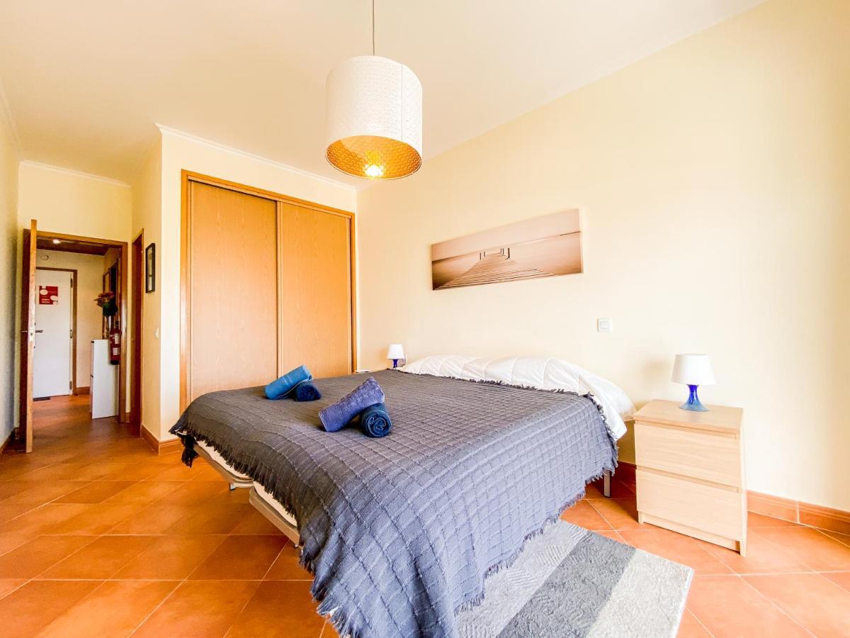 Sea View Apartment By Beach & Marina #1869 Lagos Exteriör bild