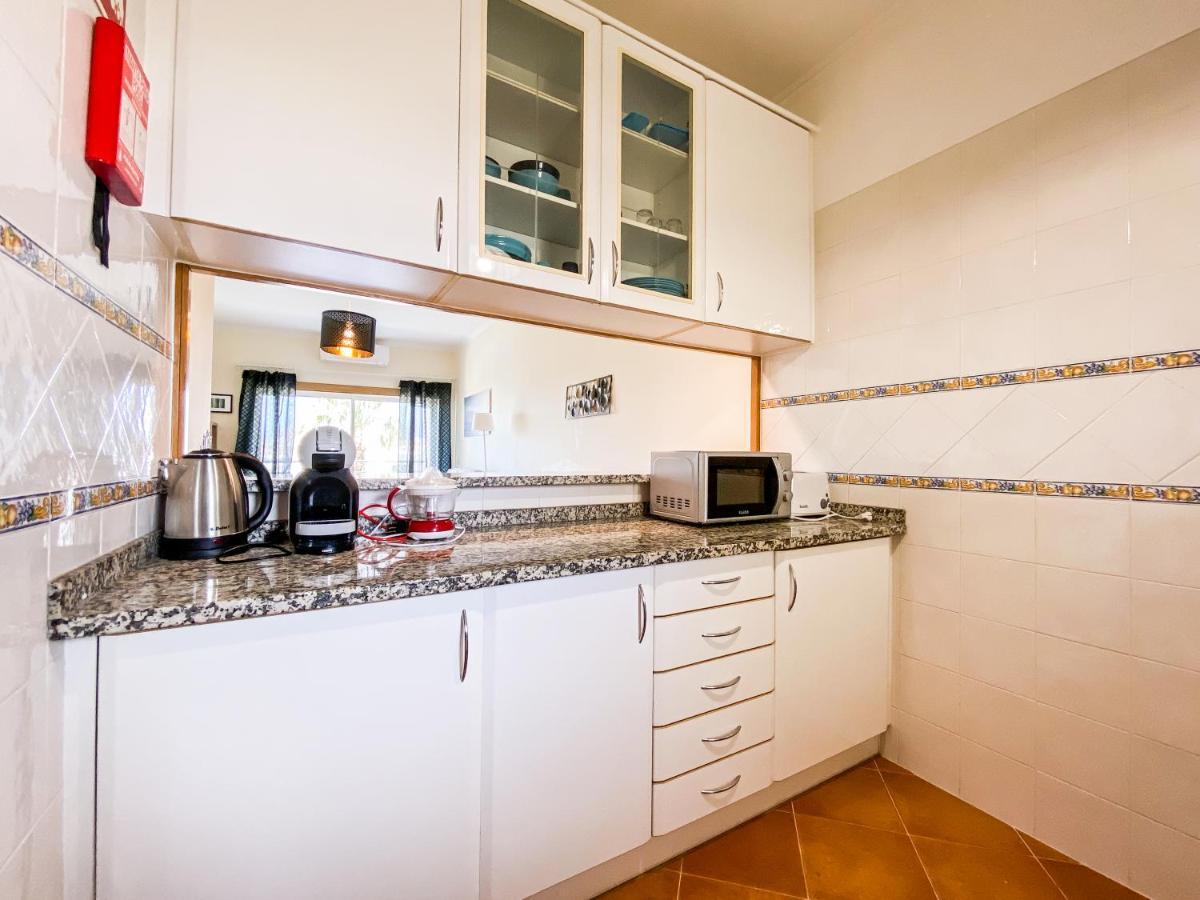 Sea View Apartment By Beach & Marina #1869 Lagos Exteriör bild